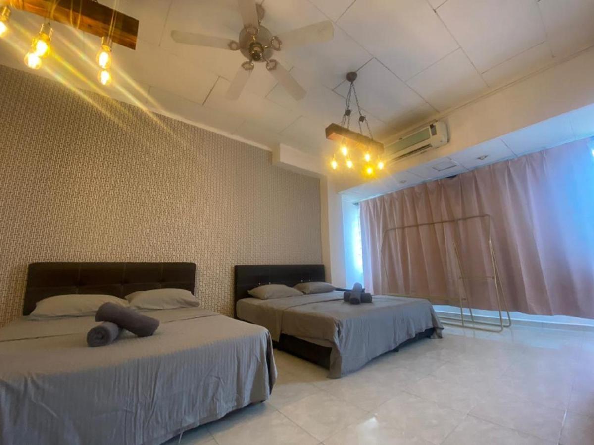 5min @bukit Indah@perling@4b3b Homestay